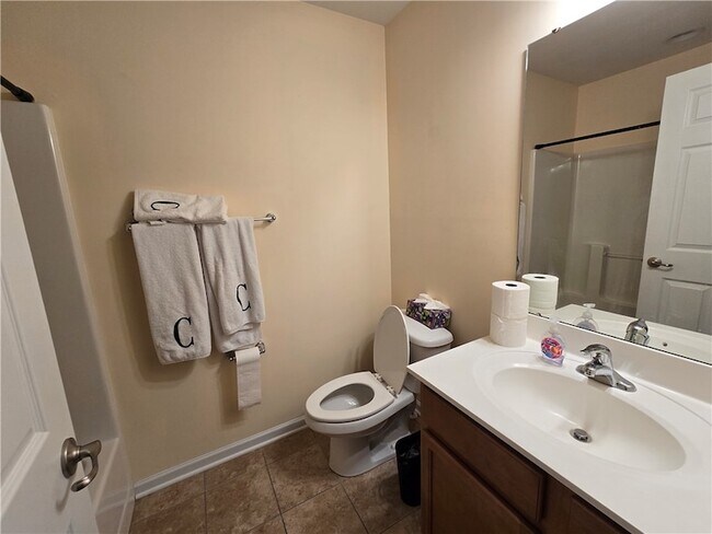 Building Photo - 809 Fairgate Drive