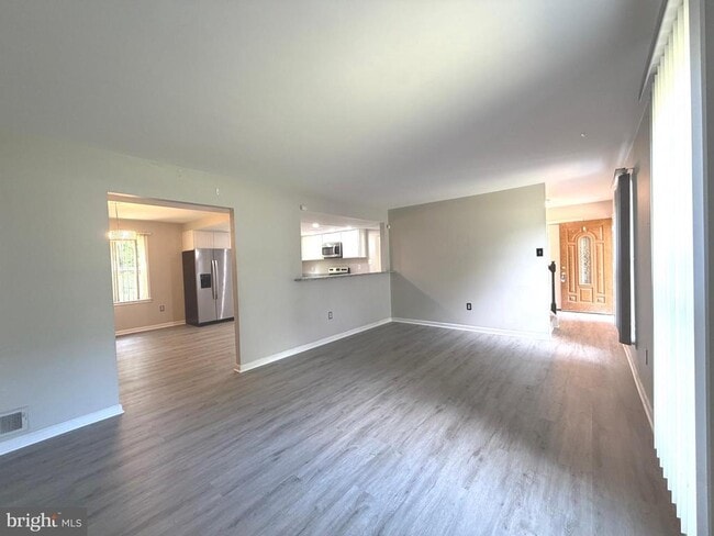 Building Photo - 2063 Red Spruce Ct