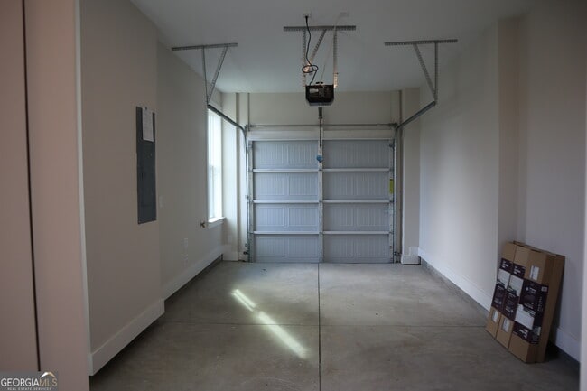 Building Photo - 692 Urban Grange Wy