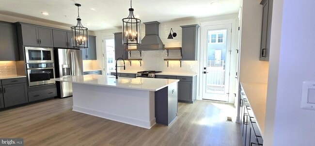 Building Photo - 1726 Blacksmith Wy