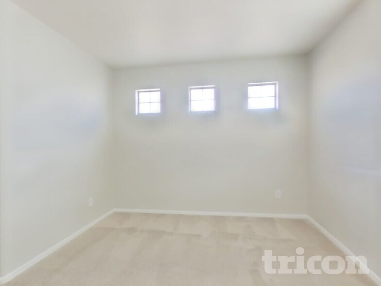 Building Photo - 9555 W Miami St