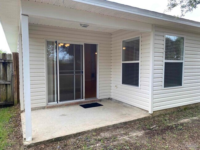 Building Photo - 632 Batten Blvd