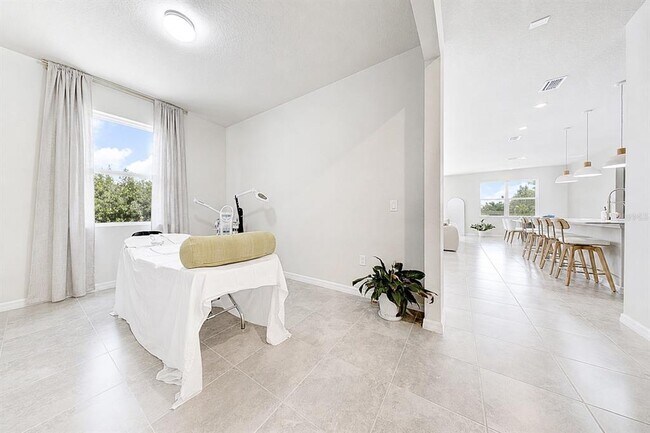 Building Photo - 3130 Norcott Dr