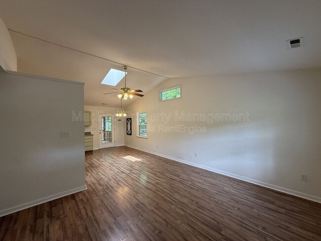 Building Photo - 27140 Shannon Mill Dr