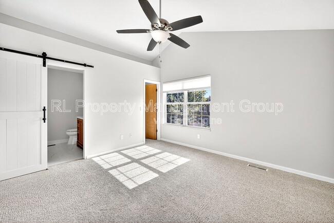 Building Photo - 994 Frieda Ct