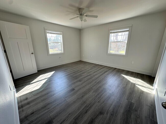 Building Photo - 1014 E Indian Creek Ranch Rd