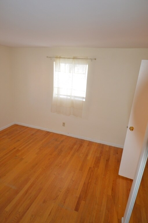 Building Photo - 54 Bryon Rd