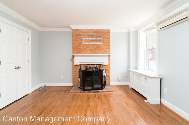 Building Photo - 3 br, 1.5 bath House - 1826 E. Lombard St.