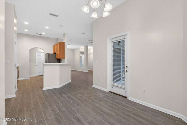 Building Photo - 14344 Summer Breeze Dr