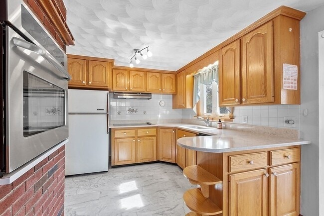 Building Photo - 3 Melo Rd