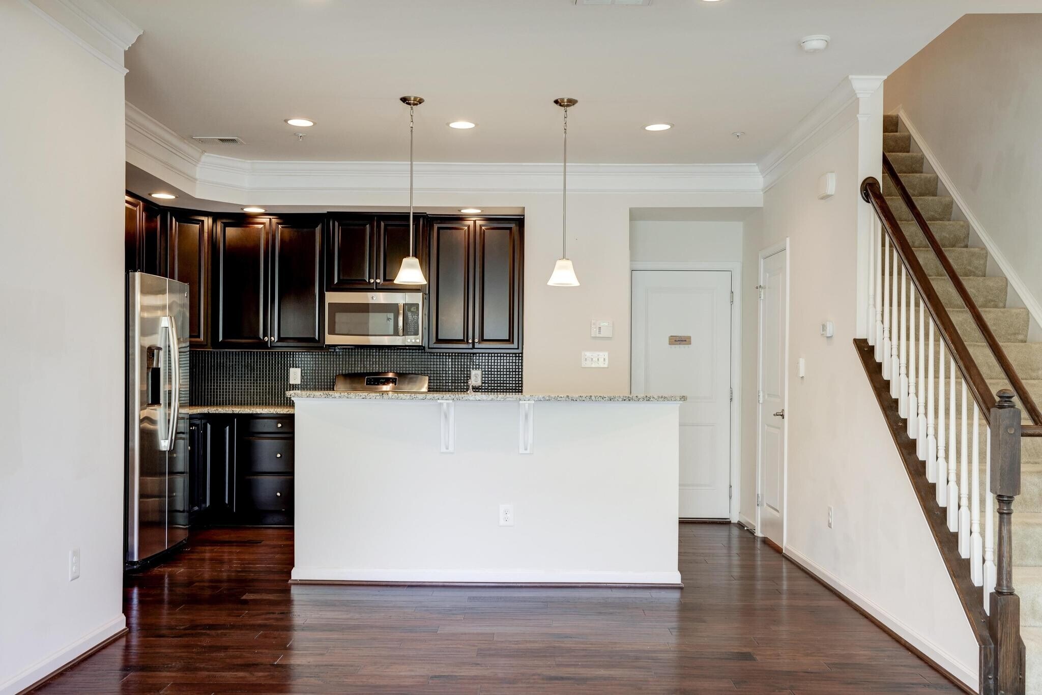 Building Photo - 13643 Air and Space Museum Pky