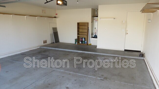 Building Photo - 16409 W Monte Cristo Ave