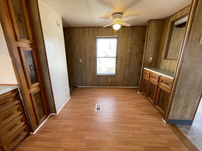 Building Photo - Two bedroom + Office mobile home in peacef...