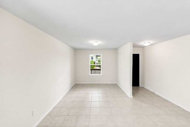 Building Photo - Welcome Home! Sterling Ridge