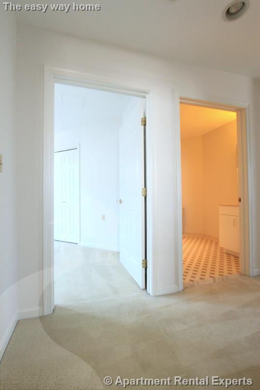 Building Photo - 632 Massachusetts Ave