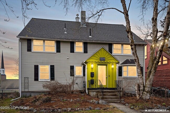 Primary Photo - 1334 K St
