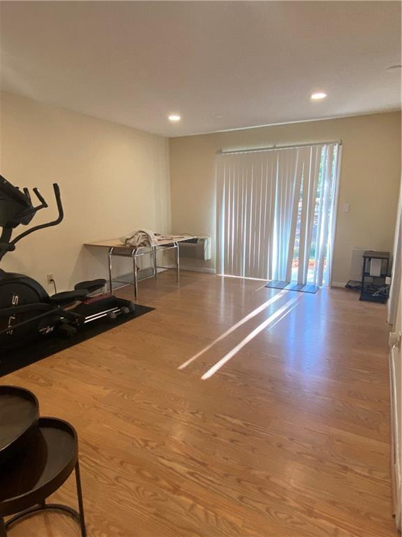 Building Photo - 5 Apple Valley Pky