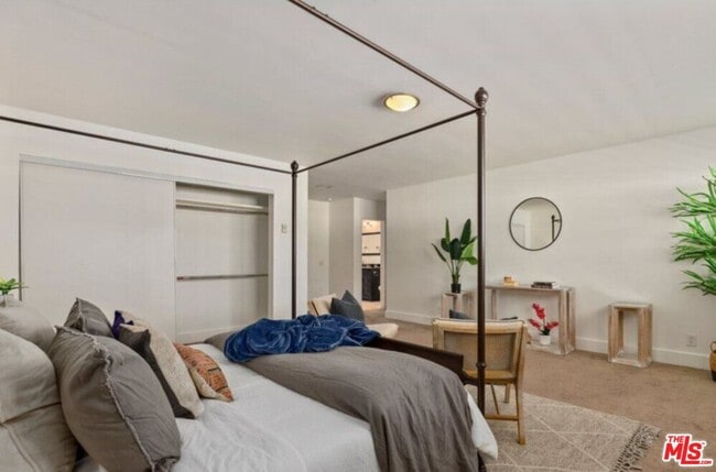 Building Photo - 6624 Springpark Ave