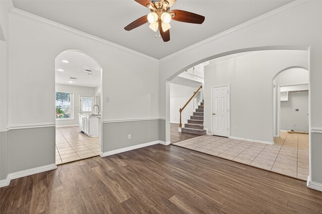 Building Photo - 23730 River Pl Dr