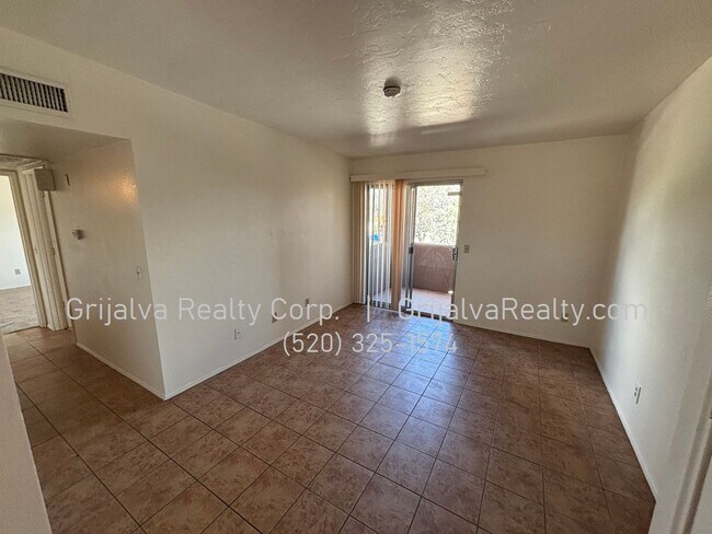 Building Photo - Beautiful 2 Bedroom, 2 Bath Condo for Rent...