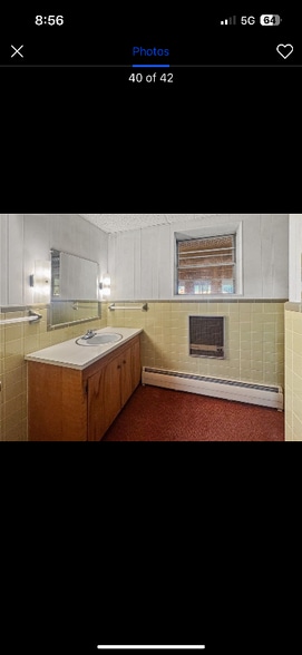 Building Photo - 105 Magnolia