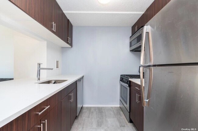 Building Photo - 474 48th Ave-
