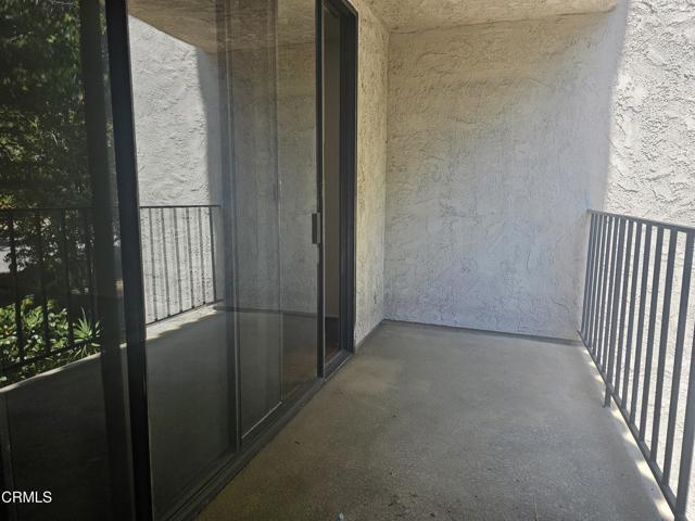 Building Photo - 1401 Valley View Rd