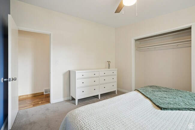 Building Photo - 3485 S Fleetwood Dr