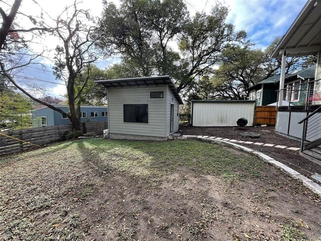 Building Photo - 1415 Travis Heights Blvd