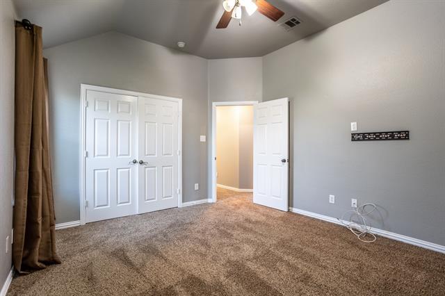 Building Photo - 2208 Kingsley Dr