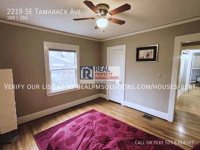 Building Photo - 2219 SE Tamarack Ave