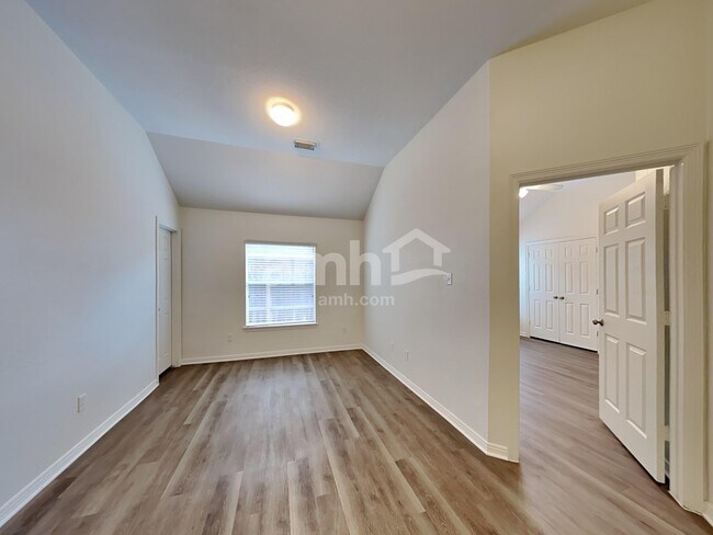 Building Photo - 6170 Galloway Ln