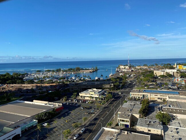 Building Photo - Ke Kilohana - Move in ready 1/1/1
