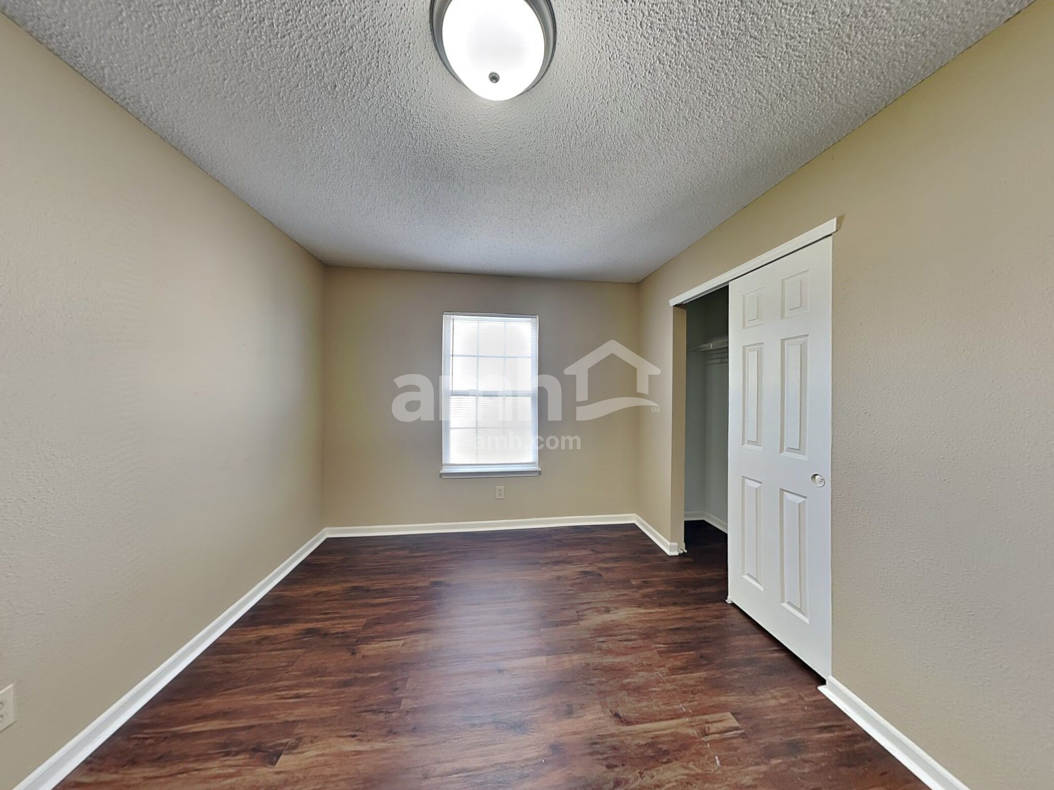 Building Photo - 356 Winterset Way