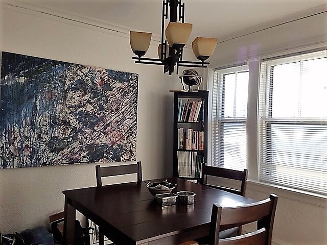 Formal DR - 5801 N Rockwell St