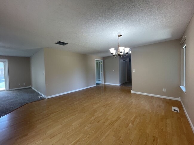 Building Photo - 8125 W Imnaha Ave
