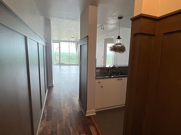 Building Photo - 3338 Peachtree Rd NE