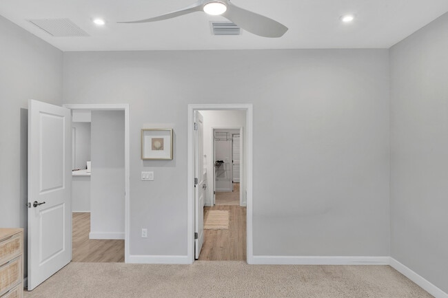 Building Photo - 10219 SW Corvus Ln