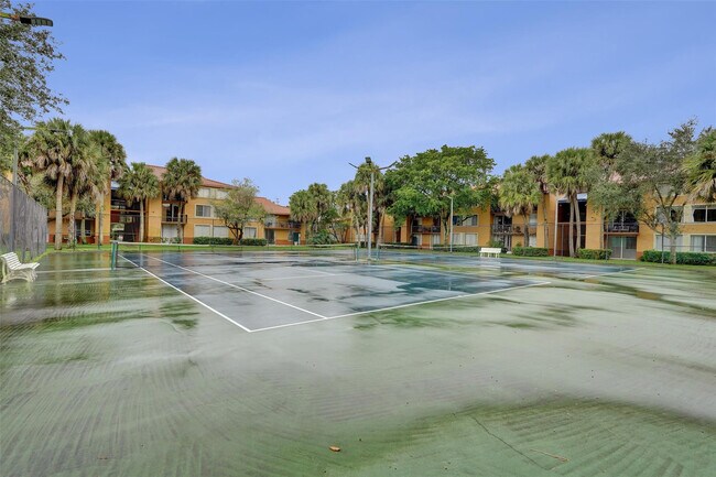 Building Photo - 10733 Cleary Blvd