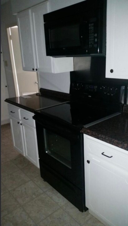 Building Photo - 3080 Walnut Grove Rd