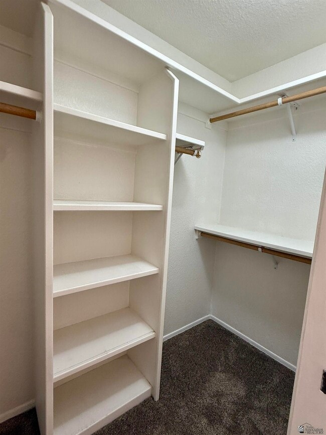 Building Photo - 11800 Eclipse Ct