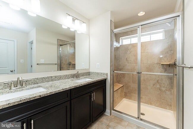 Building Photo - 3679 Duckhorn Way