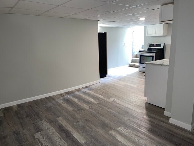 Building Photo - 67 Prospect St