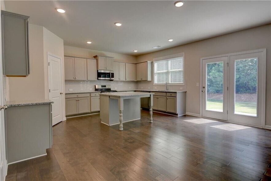 Building Photo - 2967 Cove View Ct SE