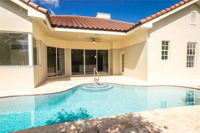 Building Photo - 3799 Lancewood Dr