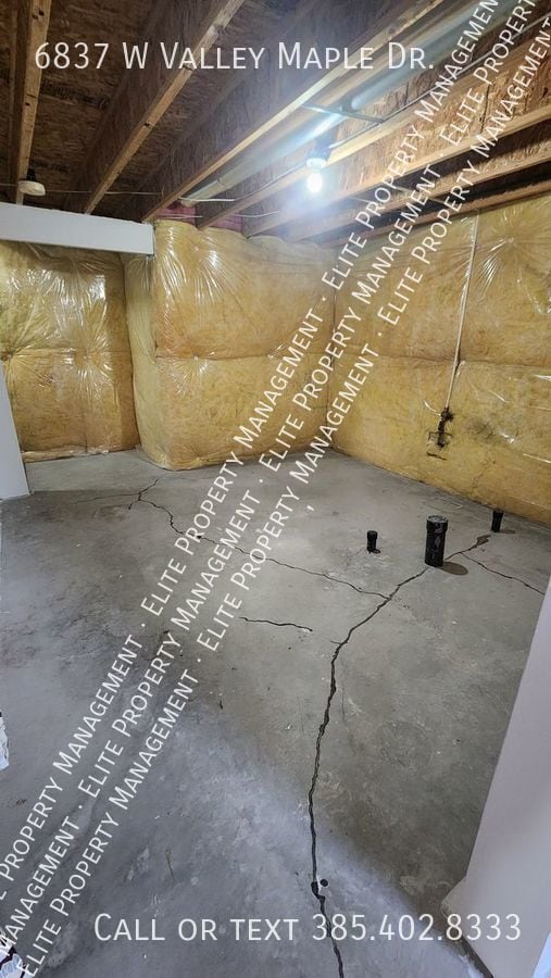 Building Photo - Great 3 bedroom home