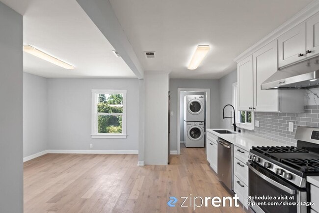 Building Photo - 3827 West St