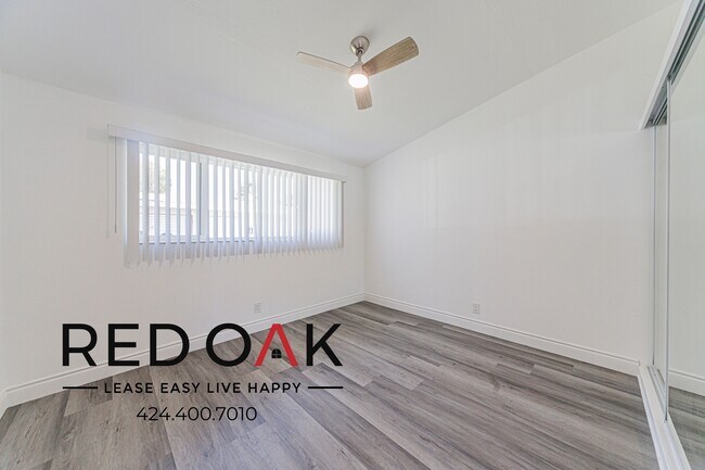 Building Photo - 8444 Stewart and Gray Rd