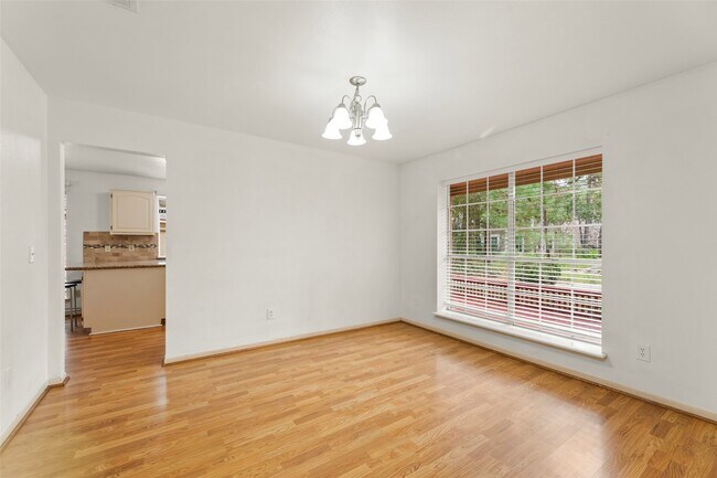 Building Photo - 38 Tall Sky Pl