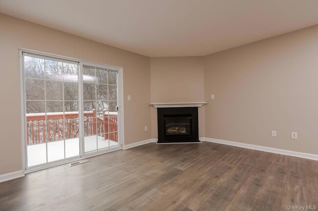 Building Photo - 1 Lexington Way